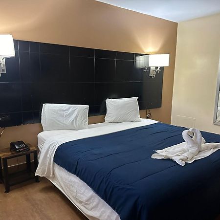 Circle Motor Lodge South Amboy Экстерьер фото